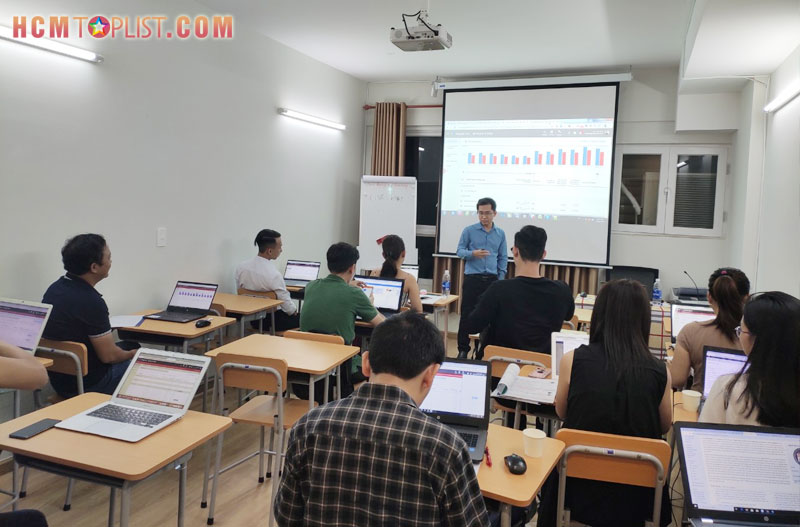 seo-master-academy-trung-tam-day-hoc-seo-uy-tin-tai-tp-hcm-hcmtoplist