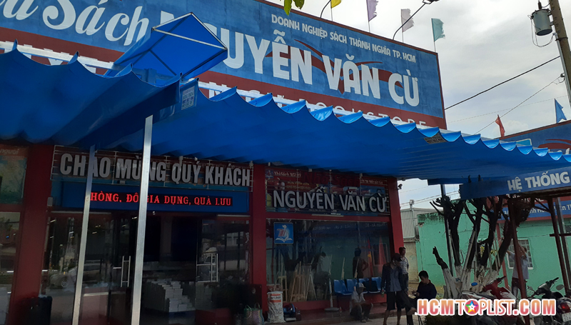 nha-sach-nguyen-van-cu-hcmtoplist