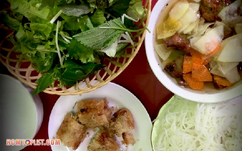 quan-bun-cha-ha-noi-tru-bat-gioi-hcmtoplist