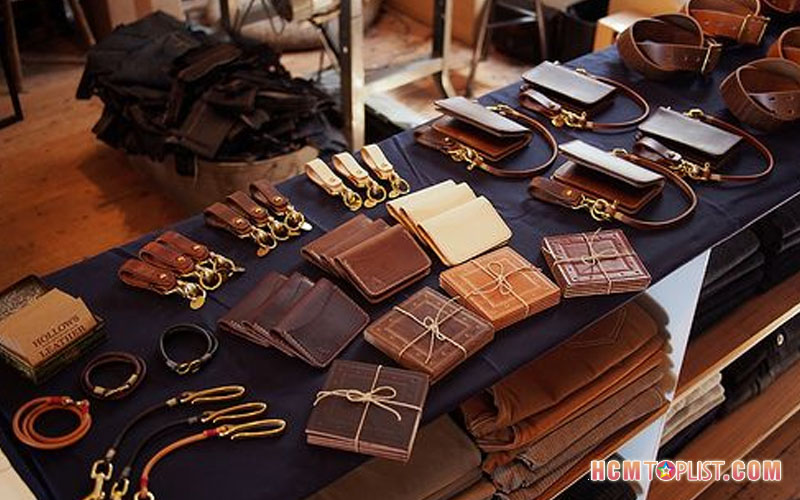 at-leather-shop-hcmtoplist