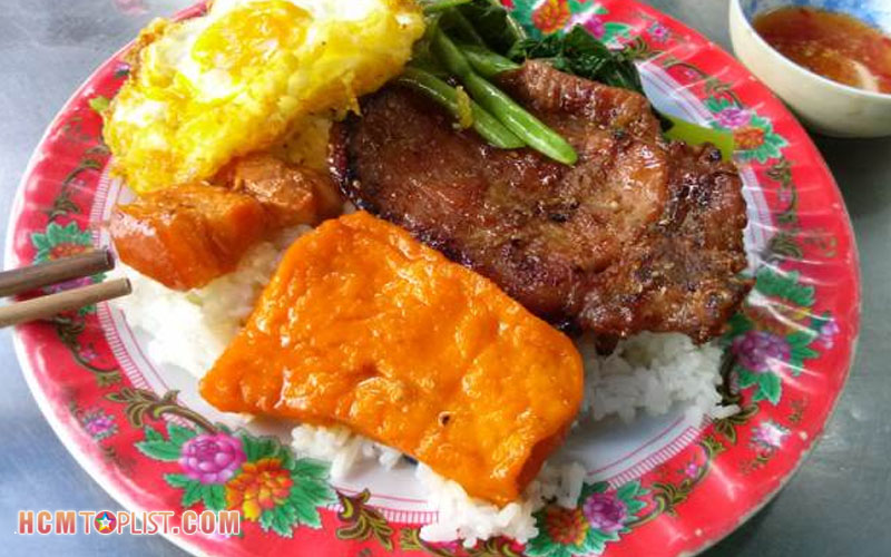 com-tam-135-hcmtoplist