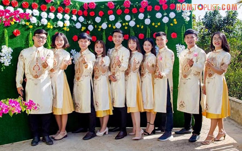 Top 10 dịch vụ thuê người bưng quả TPHCM chuyên nghiệp, giá rẻ