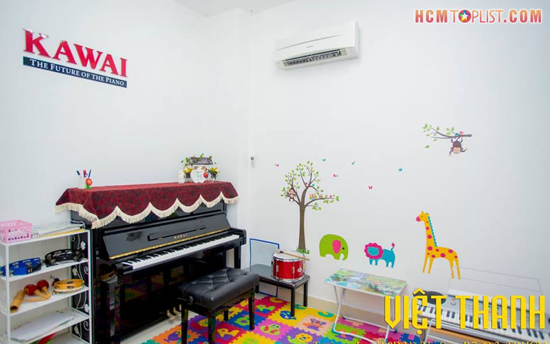 truong-am-nhac-viet-thanh-hcmtoplist