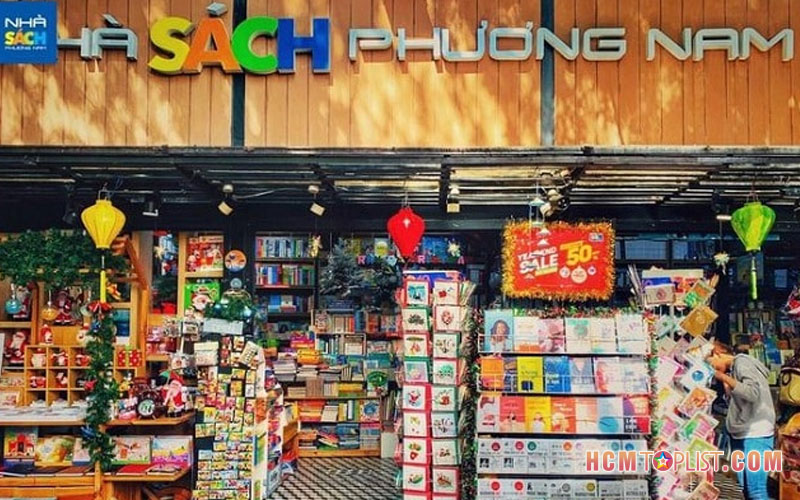 nha-sach-phuong-nam-hcmtoplist