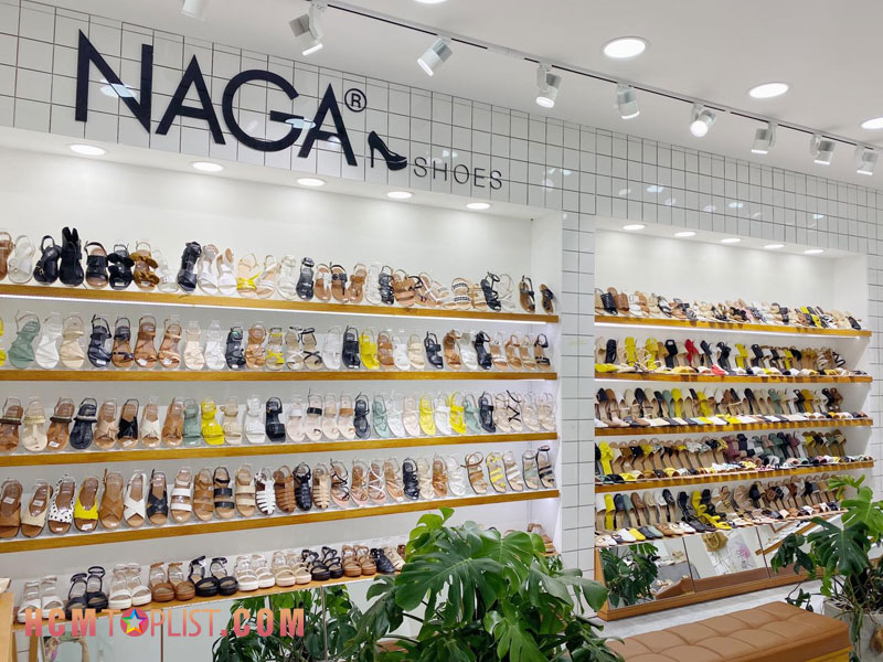 shop-giay-sandal-tai-tphcm-gia-tot-naga-shoes-hcmtoplist