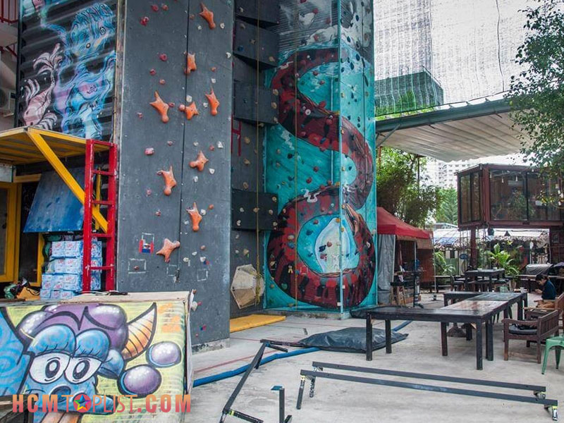 dia-diem-vui-choi-tphcm-chat-nhat-saigon-outcast-hcmtoplist