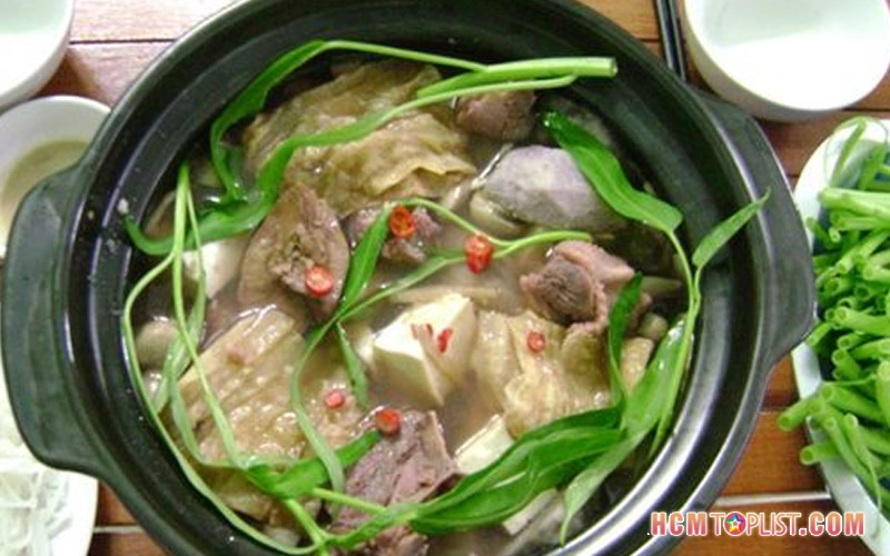 nha-hang-moc-sinh-hcmtoplist