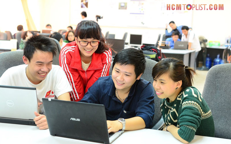 nhung-cong-viec nganh-logistics-truong-dh-bach-khoa-hcmtoplist