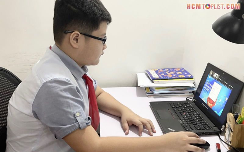 gioi-thieu-ve-truong-hoc-truc-tuyen-sai-gon-hcmtoplist