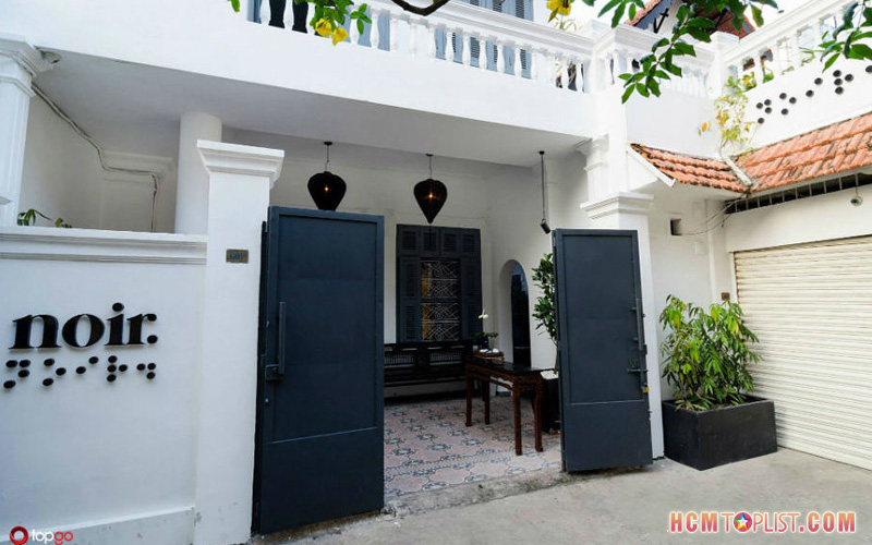 noir-dining-in-the-dark-hcmtoplist