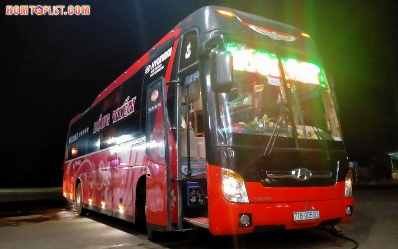 nha-xe-dong-tien-hcmtoplist