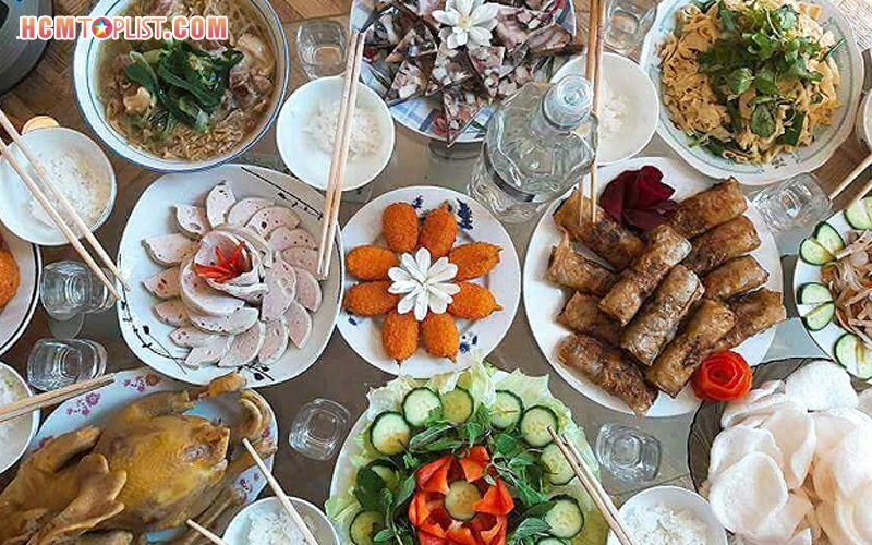 menu24h-dich-vu-nau-co-sai-gon-chat-luong-hcmtoplist