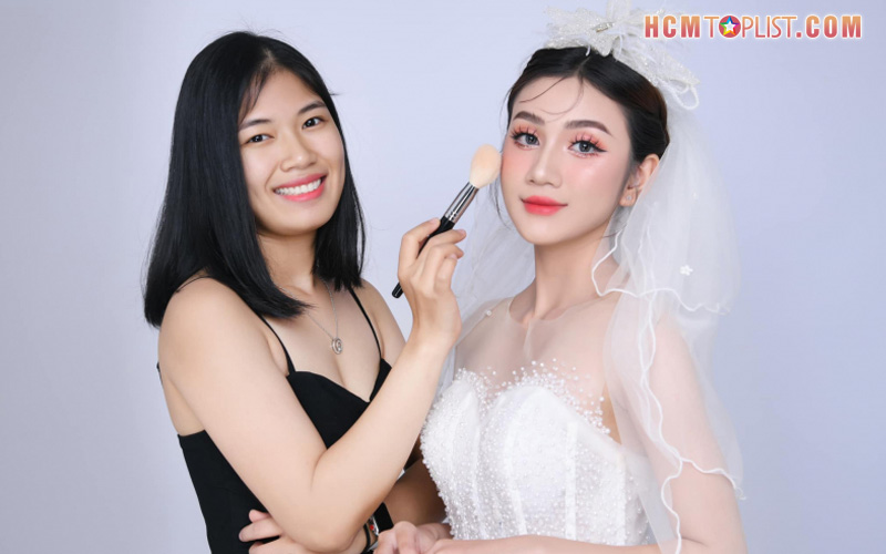 ken-make-up-academy-bridal-hcmtoplist