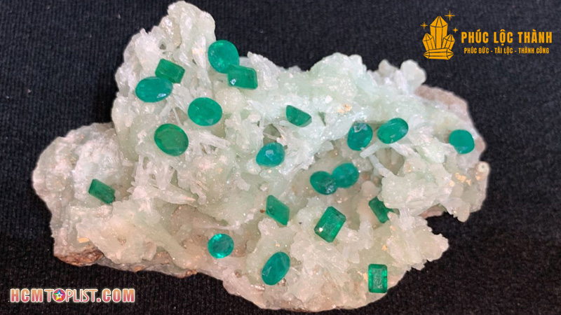 cac-loai-da-quy-tai-phuc-loc-thanh-co-gi-ma-hot-den-vay-hcmtoplist-1