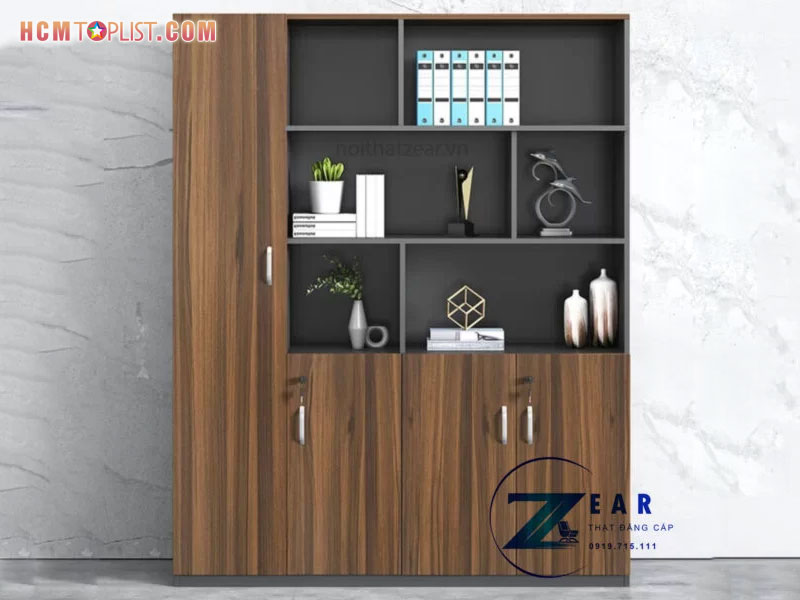 tu-giam-doc-hcmtoplist