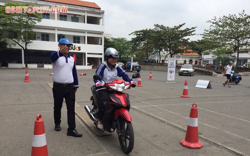 truong-cao-dang-gtvt-trung-uong-iii-hcmtoplist