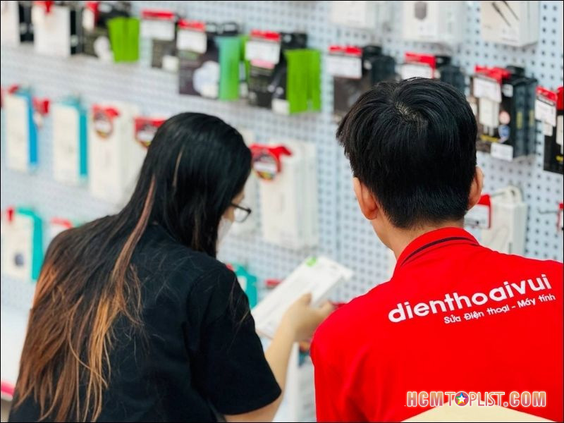 dia-chi-mua-do-cong-nghe-tang-qua-tet-2024-cho-nhan-vien-tai-tphcm-va-ha-noi